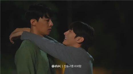 双男主短剧《雷云暴雨》第3集、4集全集在线观看_2025新剧《雷云暴雨》免费无删减完整版_热门高分雷云暴雨高清在线-VS影院《雷云暴雨》详情介绍_雷云暴雨HD中字在线观看_雷云暴雨迅雷下载