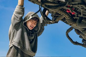 热门韩剧奇幻剧《现金英雄/金钱侠》全8集免费观看完整版_2025韩剧《现金英雄》高清在线-VS影院《现金英雄》详情介绍_《现金英雄》HD中字在线观看