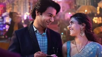 《吐司机大危机》电影免费观看完整版_吐司机大危机高清在线-VS影院《吐司机大危机》详情介绍_吐司机大危机HD中字在线观看_吐司机大危机迅雷下载_吐司机大危机2026网飞印度喜剧电影